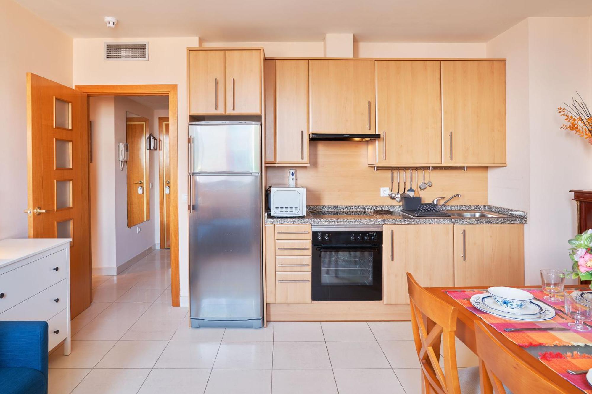 Eden Rentals Altavista Suites Apto Torre 1 サンタクルスデテネリフェ エクステリア 写真